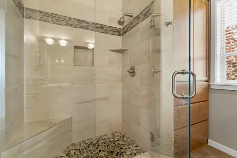 208 Parks Loop Redmond OR 97756