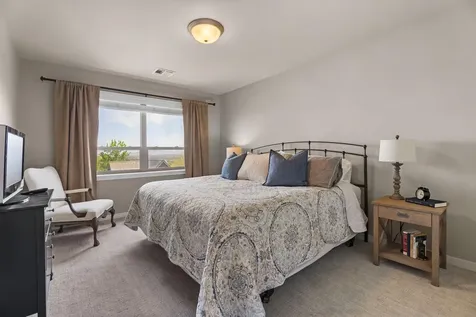 208 Parks Loop Redmond OR 97756