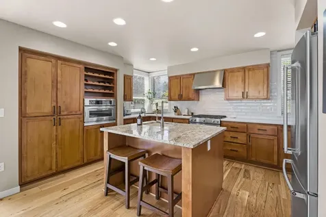 208 Parks Loop Redmond OR 97756