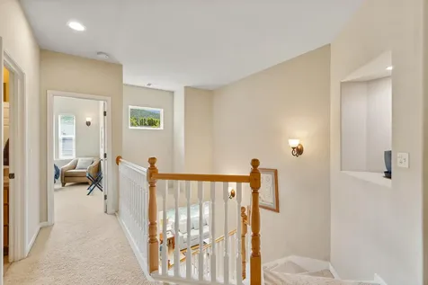 1821 Summer Place Talent OR 97540