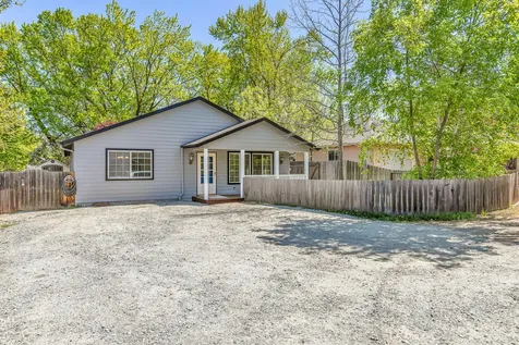 626 Park Street Ashland OR 97520