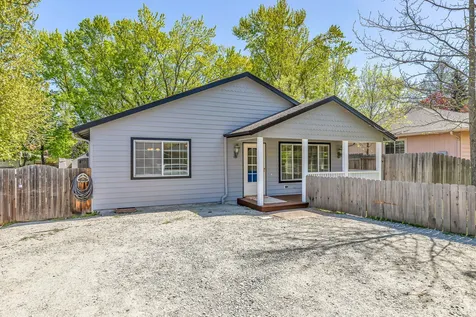 626 Park Street Ashland OR 97520