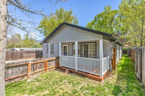 626 Park Street Ashland OR 97520