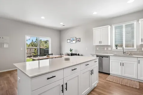 61812 SE Finn Place Bend OR 97702