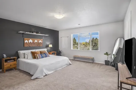 61812 SE Finn Place Bend OR 97702