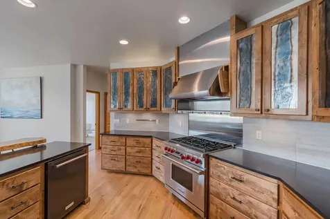 60575 Ward Road Bend OR 97702