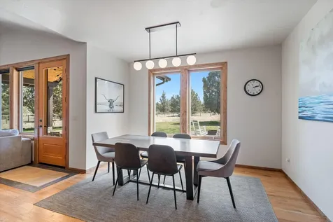 60575 Ward Road Bend OR 97702