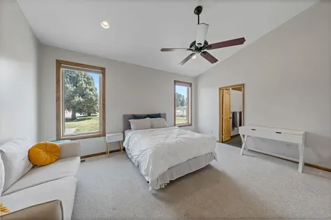 60575 Ward Road Bend OR 97702