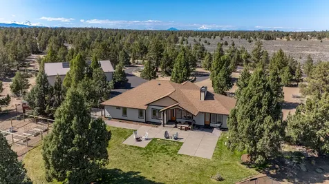 60575 Ward Road Bend OR 97702