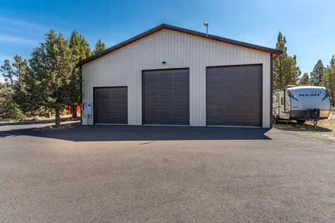60575 Ward Road Bend OR 97702