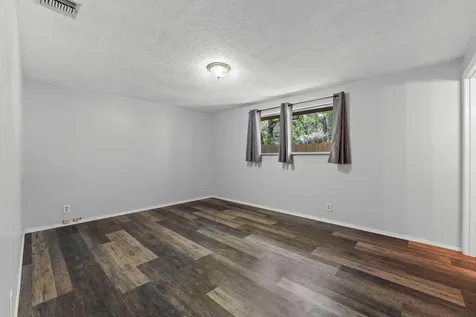 962 E Jones Creek Road Grants Pass OR 97526