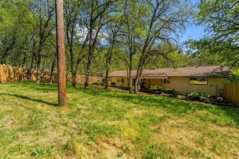 962 E Jones Creek Road Grants Pass OR 97526