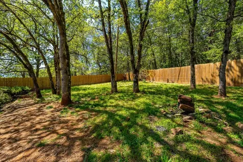 962 E Jones Creek Road Grants Pass OR 97526