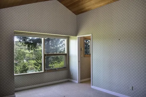 395 Rio Nes Lane Roseburg OR 97470
