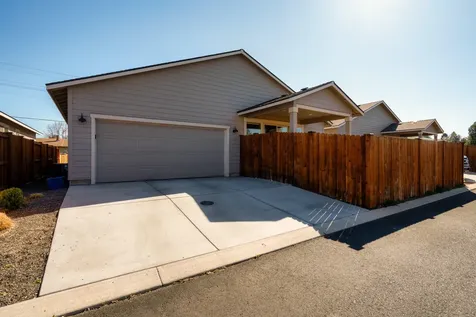 2365 SW Obsidian Avenue Redmond OR 97756