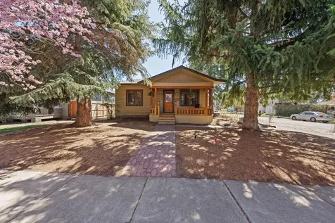 355 NW Delaware Avenue Bend OR 97703