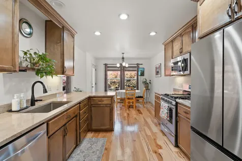 467 N Deanjou Avenue Eagle Point OR 97524