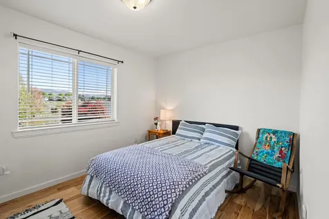 467 N Deanjou Avenue Eagle Point OR 97524