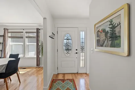 467 N Deanjou Avenue Eagle Point OR 97524
