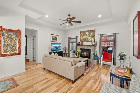467 N Deanjou Avenue Eagle Point OR 97524