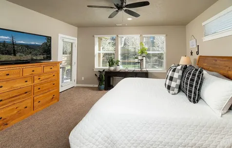 2744 SW 47th Street Redmond OR 97756