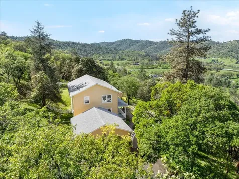 2875 Mel Lowe Lane Medford OR 97501