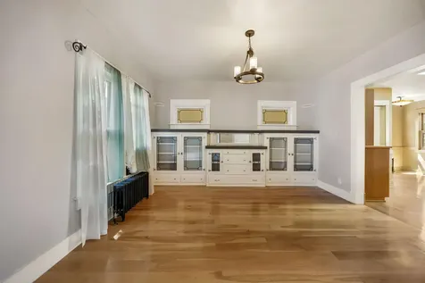 558 Holly Street Ashland OR 97520