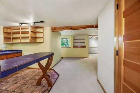 558 Holly Street Ashland OR 97520