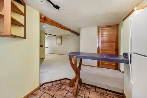 558 Holly Street Ashland OR 97520