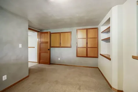558 Holly Street Ashland OR 97520
