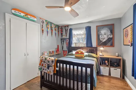 332 N 2nd Street Central Point OR 97502