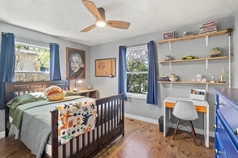 332 N 2nd Street Central Point OR 97502