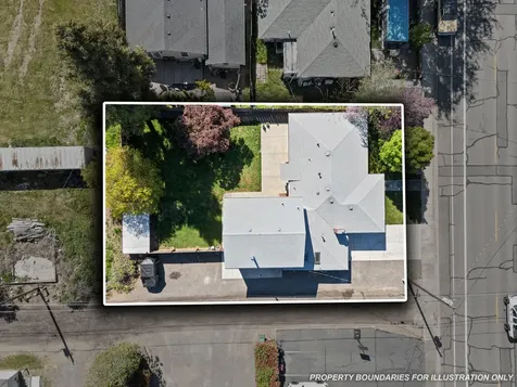 332 N 2nd Street Central Point OR 97502