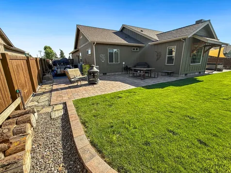 323 NW Saddle Ridge Loop Prineville OR 97754