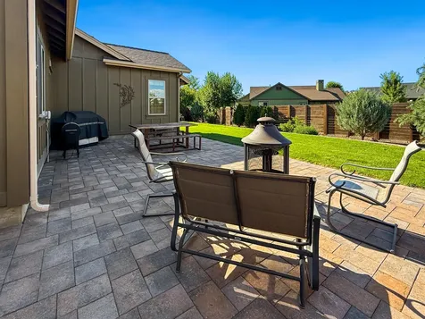 323 NW Saddle Ridge Loop Prineville OR 97754