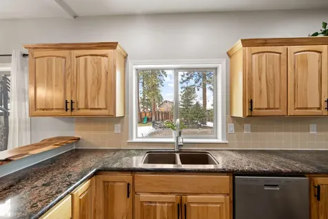61109 Halley Street Bend OR 97702