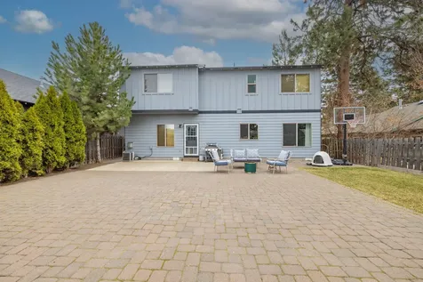 61109 Halley Street Bend OR 97702