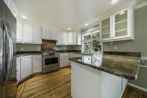 1855 Willow Glen Way Medford OR 97504