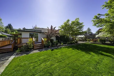 1855 Willow Glen Way Medford OR 97504