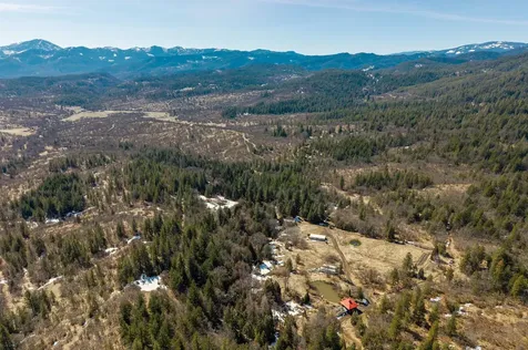 2000 Colestin Road Ashland OR 97520