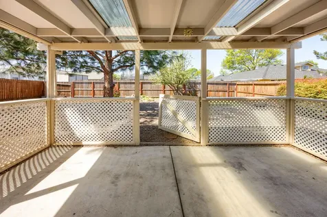 2551 Paloma Avenue Medford OR 97504