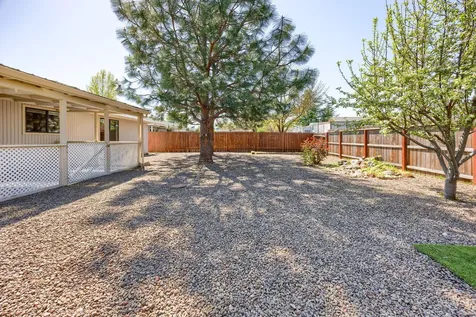 2551 Paloma Avenue Medford OR 97504