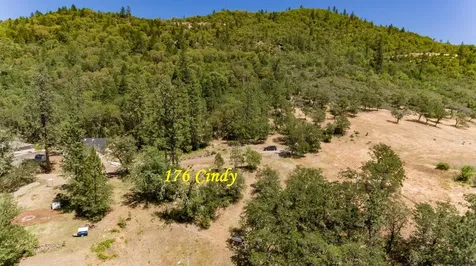 176 Cindy Way Shady Cove OR 97539