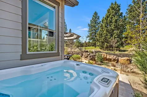 3059 NW Hidden Ridge Drive Bend OR 97703