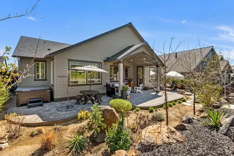 3059 NW Hidden Ridge Drive Bend OR 97703