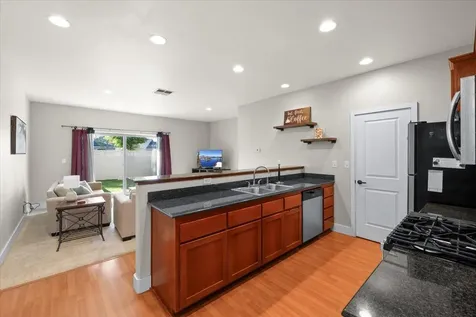 279 Tyler Avenue Central Point OR 97502