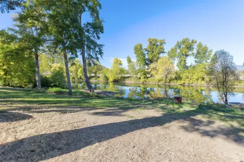 4500 Leonard Road Grants Pass OR 97527