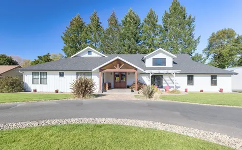 4500 Leonard Road Grants Pass OR 97527