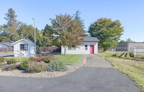 4500 Leonard Road Grants Pass OR 97527