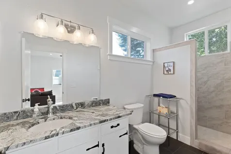4500 Leonard Road Grants Pass OR 97527